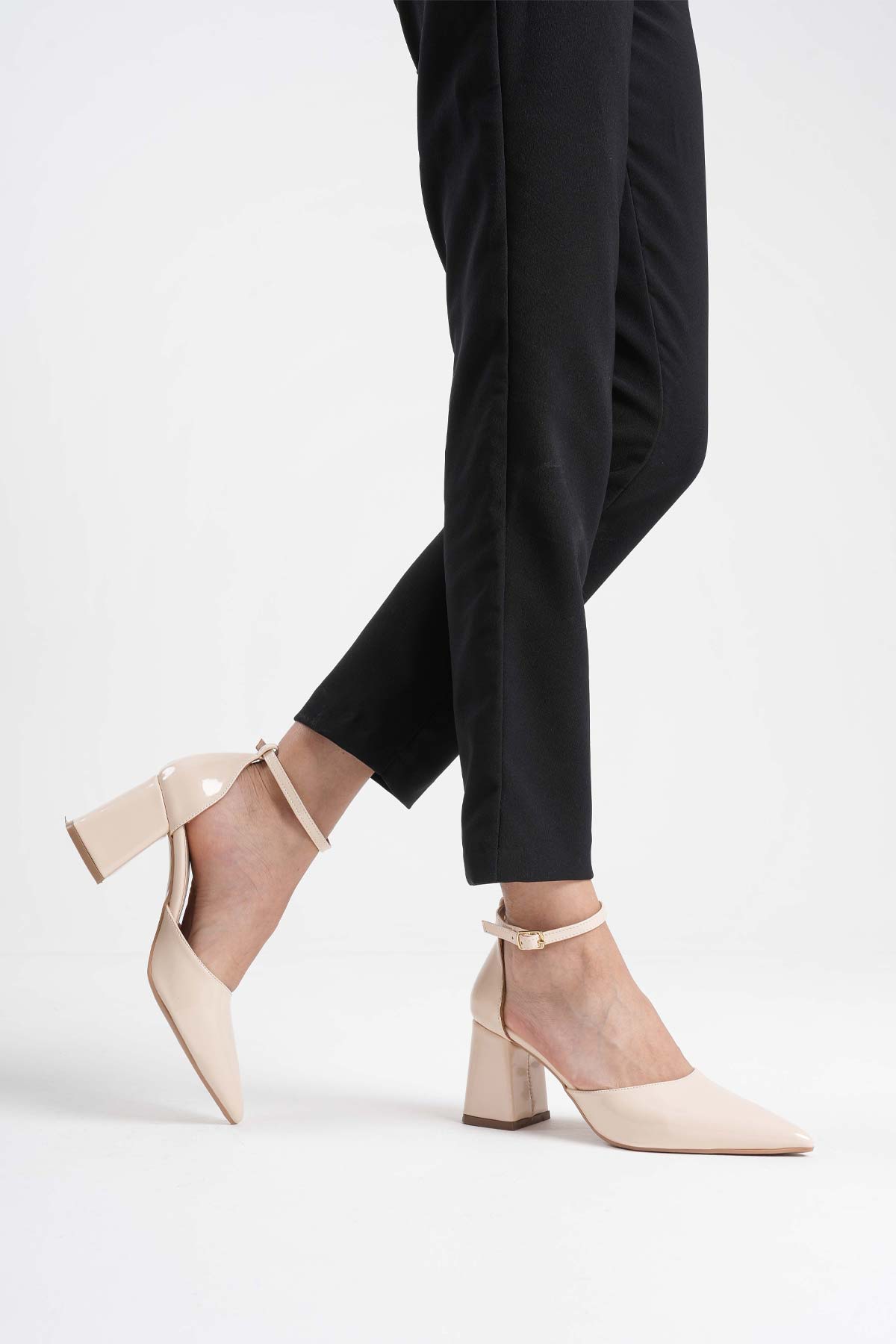 Doren Premium Beige Patent Leather Women's High Heel Shoes