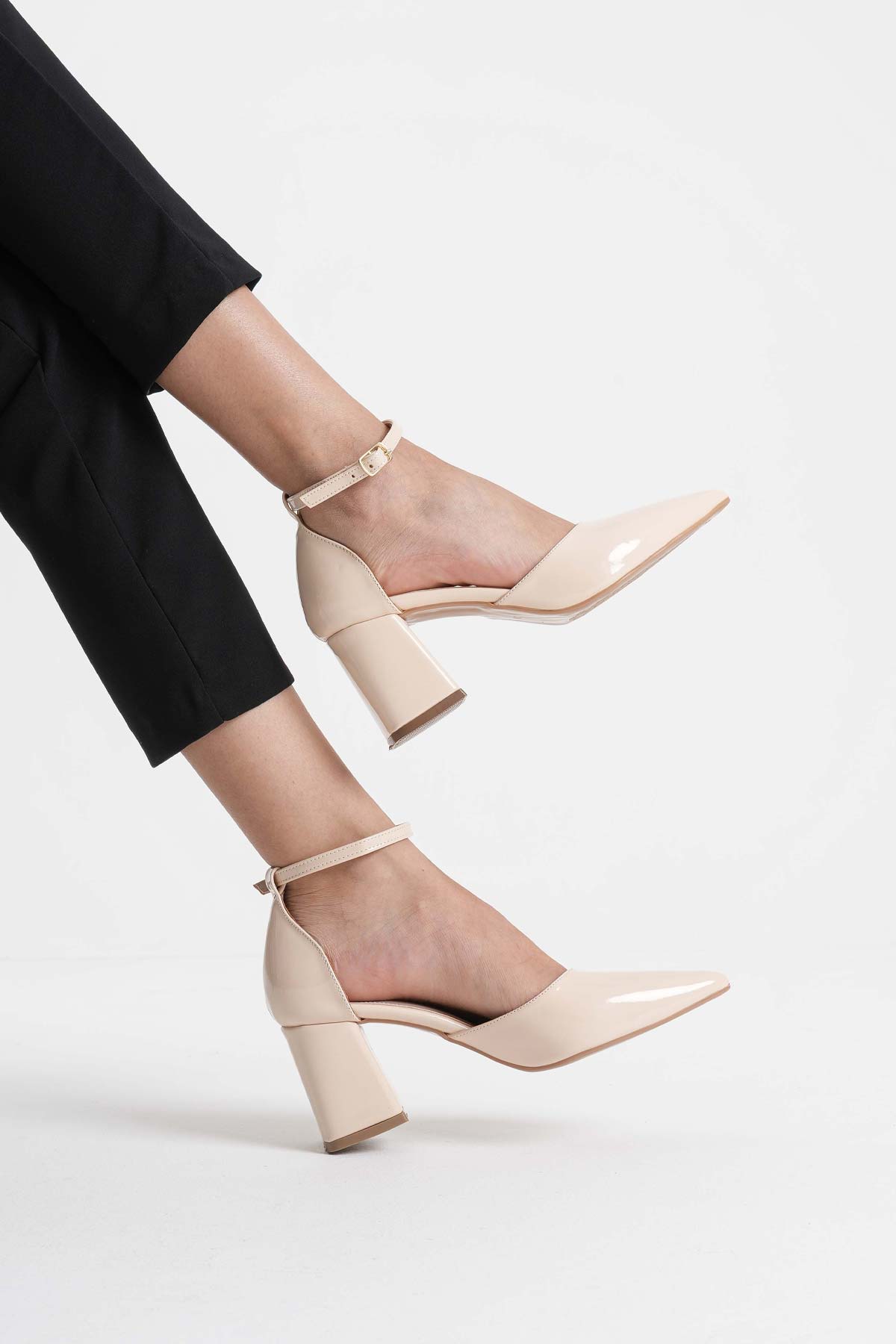Doren Premium Beige Patent Leather Women's High Heel Shoes