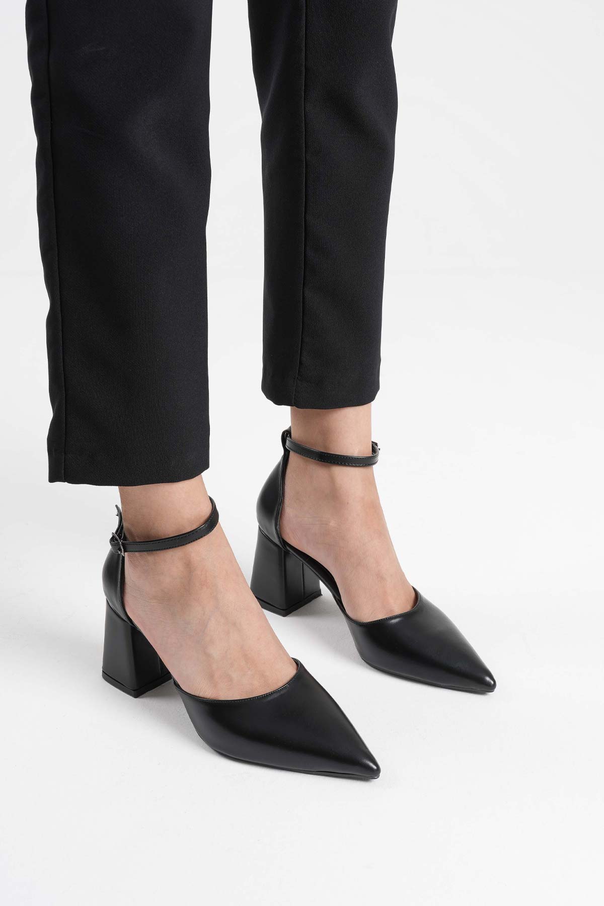 Doren Premium Black Skin Women's High Heels