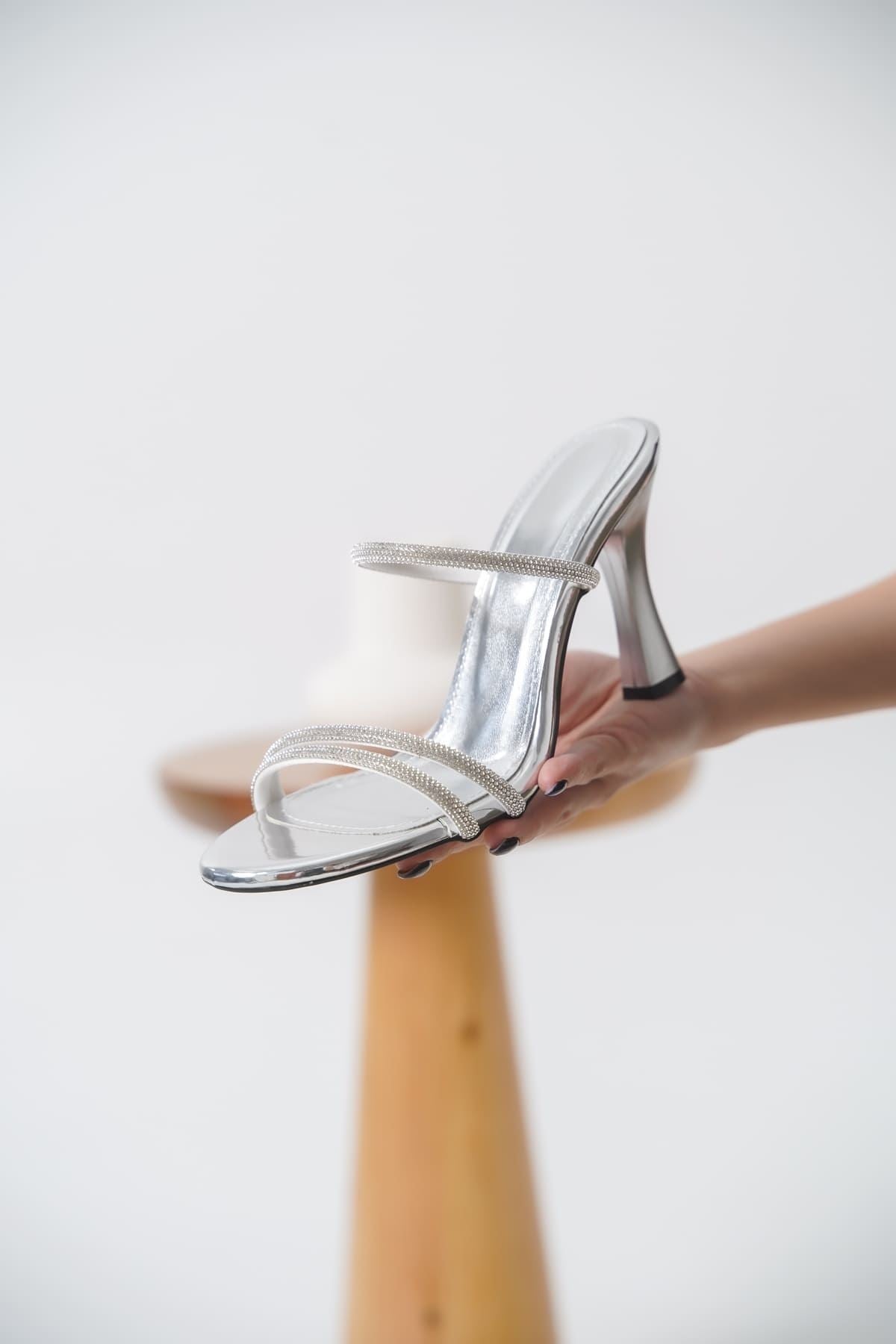 Dorothy Premium Heeled Silver Women's Heeled Slippers