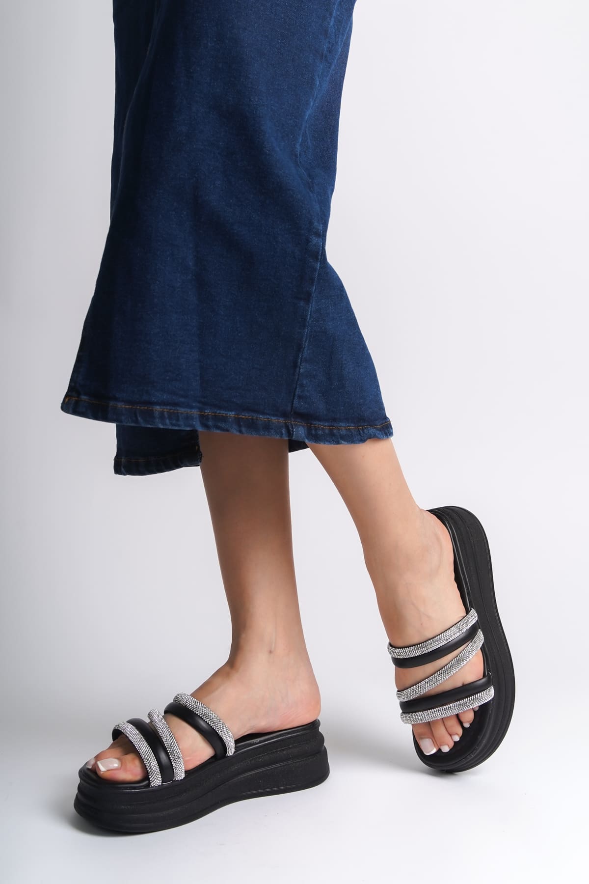 ELA Thick Heeled Striped Stoned Orthopedic Women's Slippers - Black