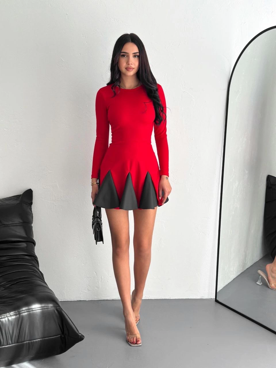 Eteği Kloş Crep Mini Elbise Kırmızı