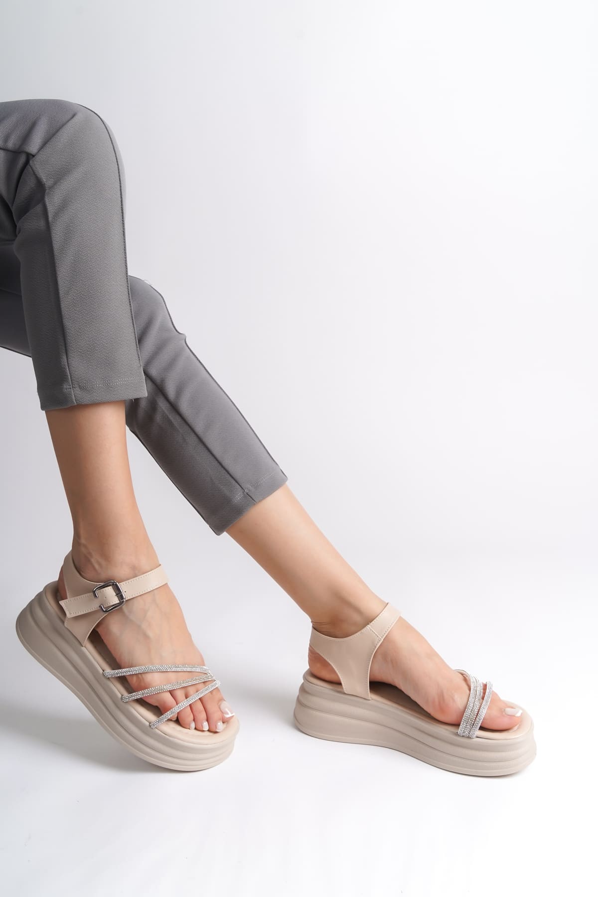 KITY Thick Buckled Stoned Striped Orthopedic Sole Women's Sandals - Cream