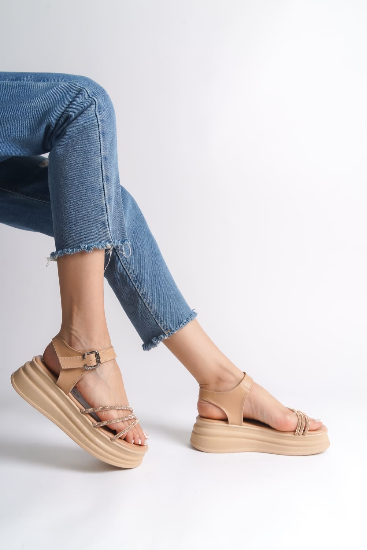 KITY Thick Buckled Stoned Striped Orthopedic Sole Women's Sandals - Ten