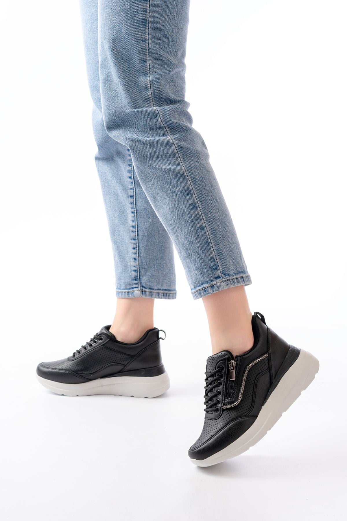 ZRİN-207 Premium Siyah Bağcıklı Fermuarlı Taş Aksesuarlı Kadın Sneaker