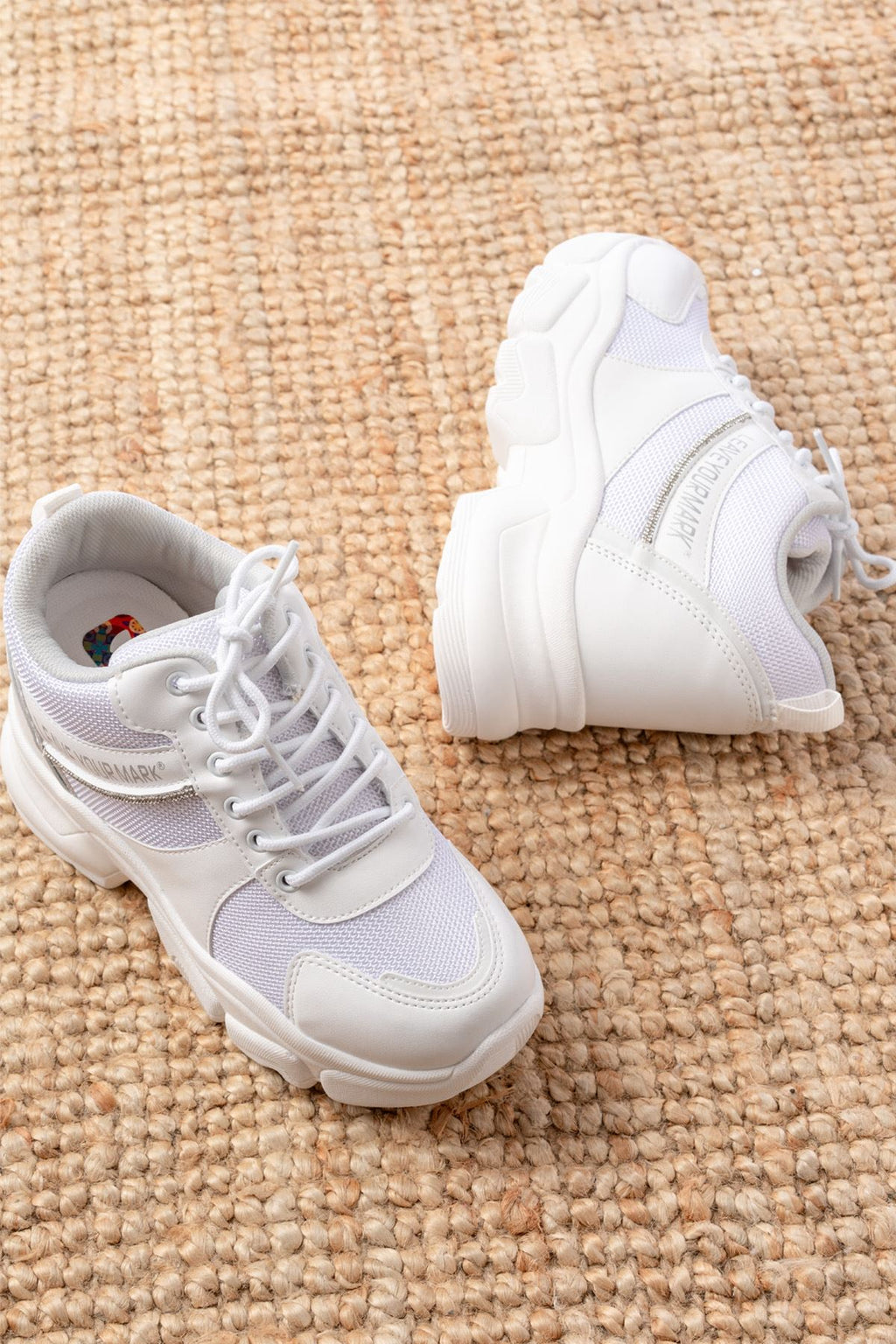 ZRİNF-209 Premium Beyaz Bağcıklı Fileli Taş Aksesuarlı Kadın Sneaker