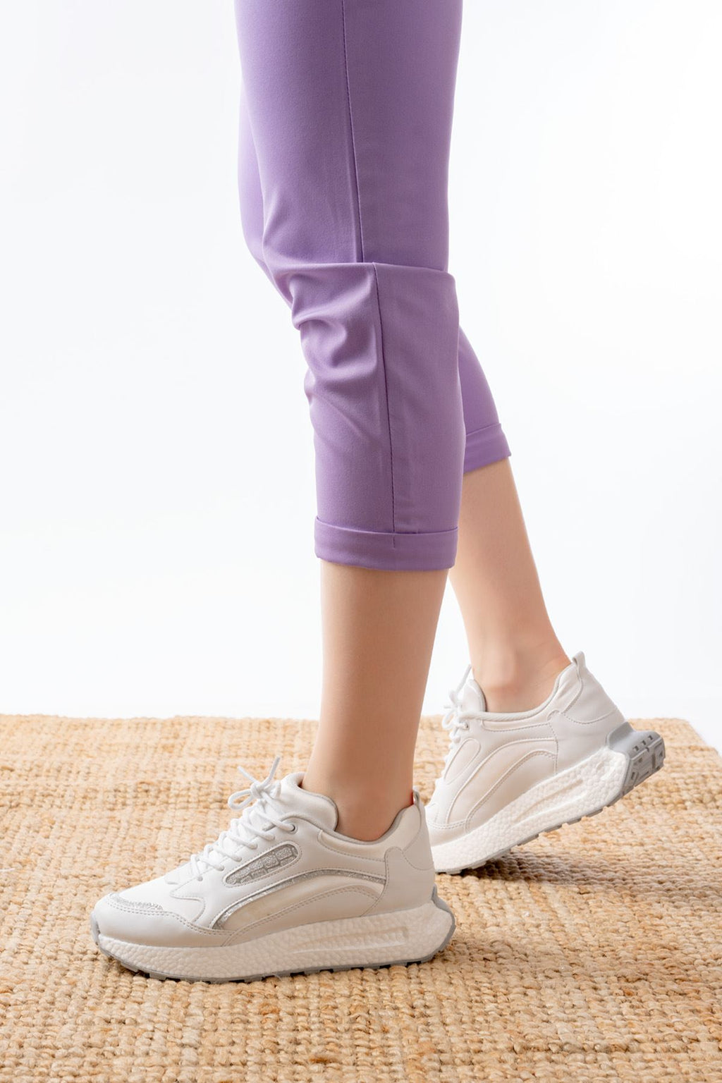 ZRİNF-307 Premium Beyaz Bağcıklı Saten Taş Aksesuarlı Kadın Sneaker