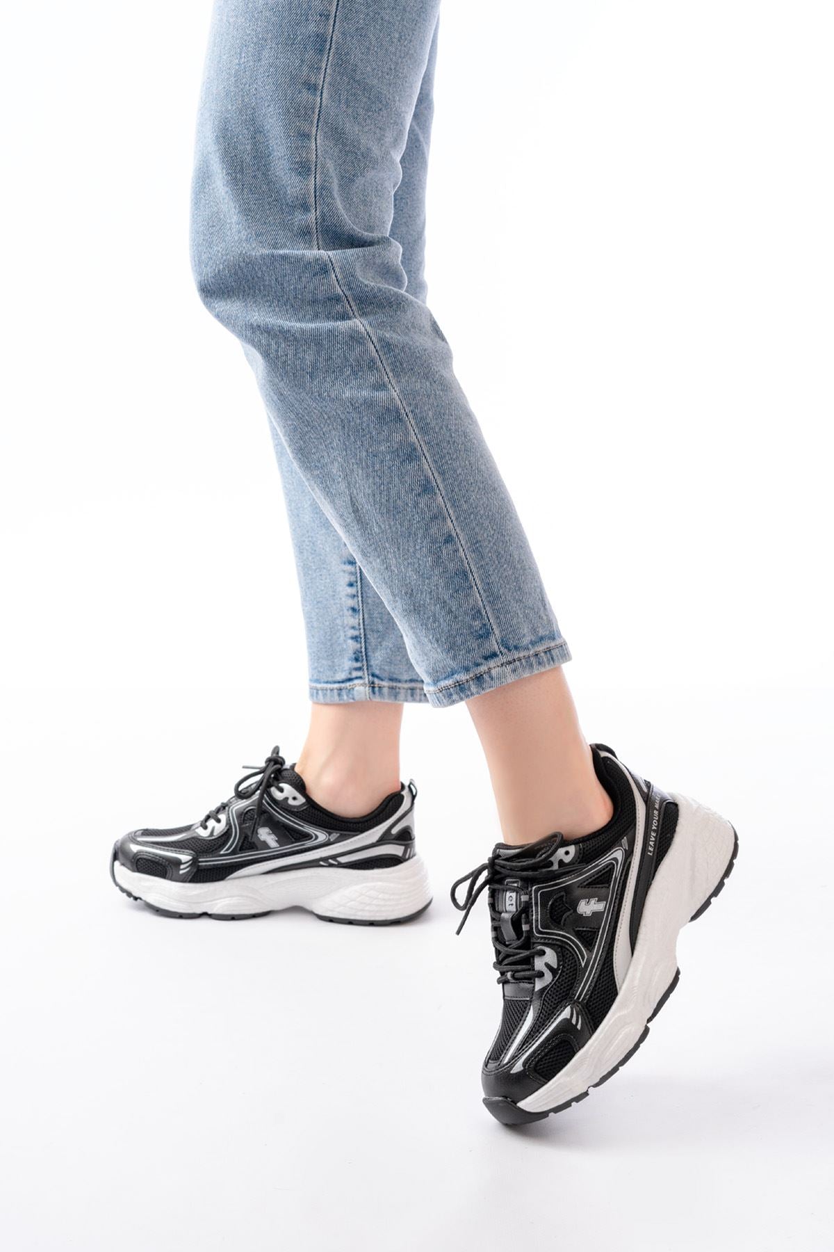 ZRİNF-329 Premium Siyah Günlük Bağcıklı Kadın Sneaker