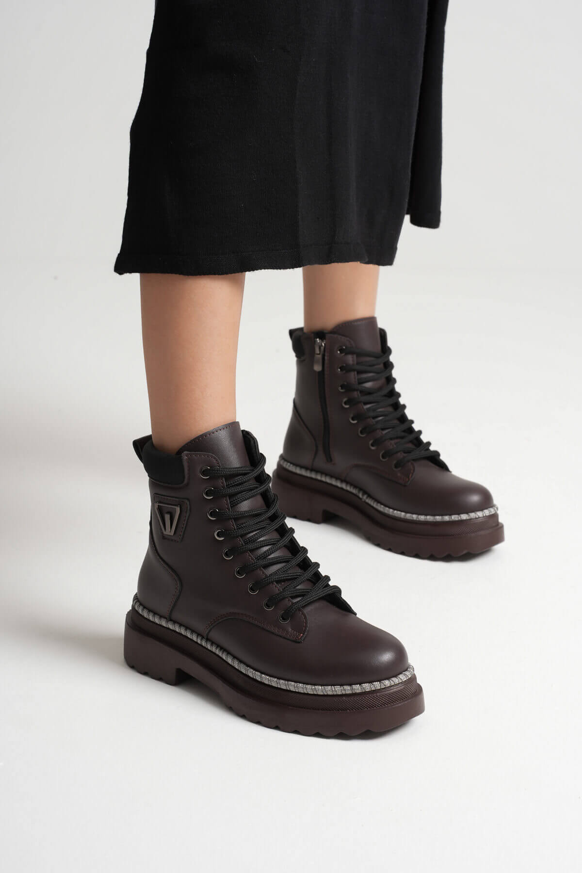 Fiora Premium Special Design Women's Winter Thick-Soled Bitter Brown Boots