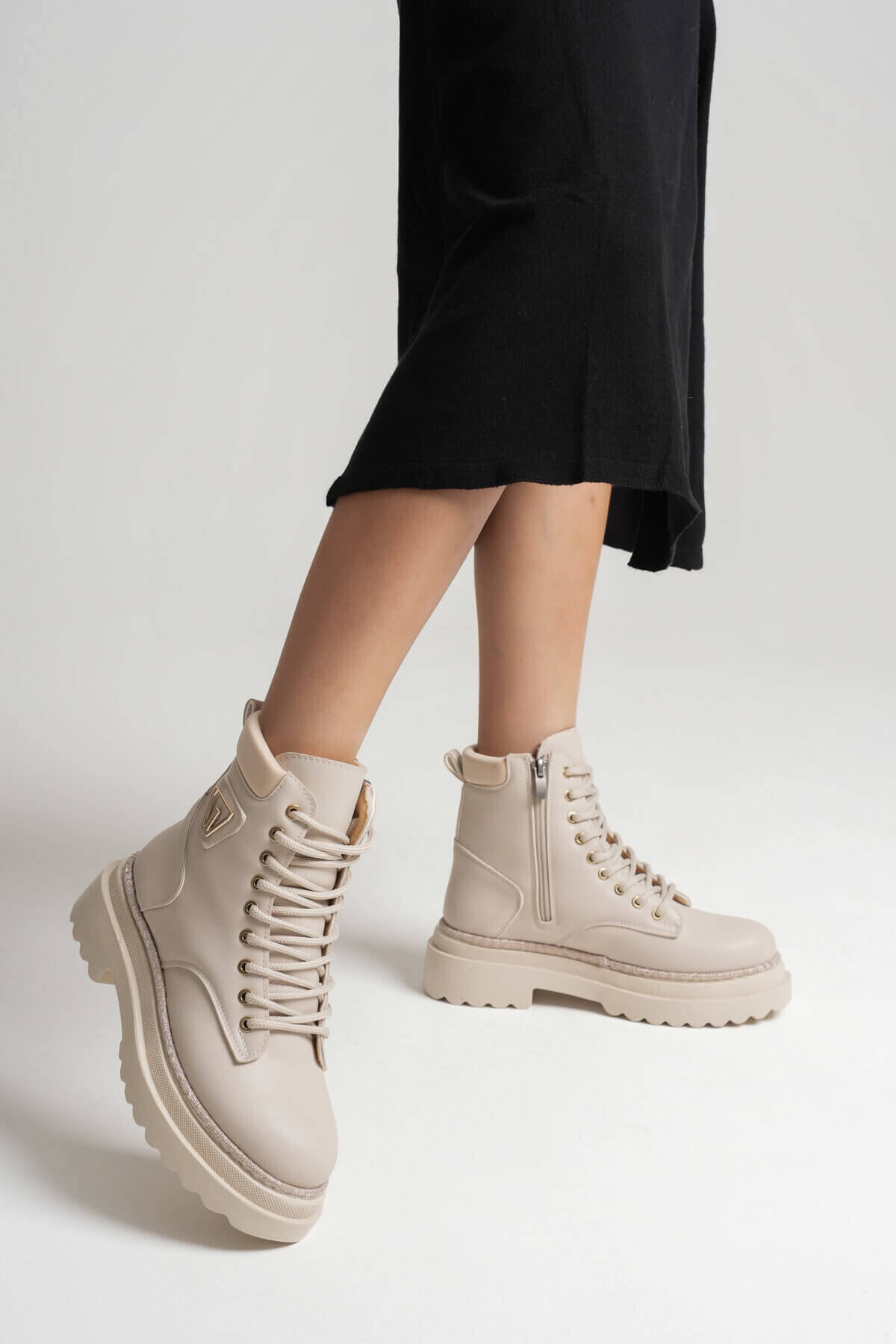 Fiora Premium Special Design Women's Winter Thick-Soled Beige Boots