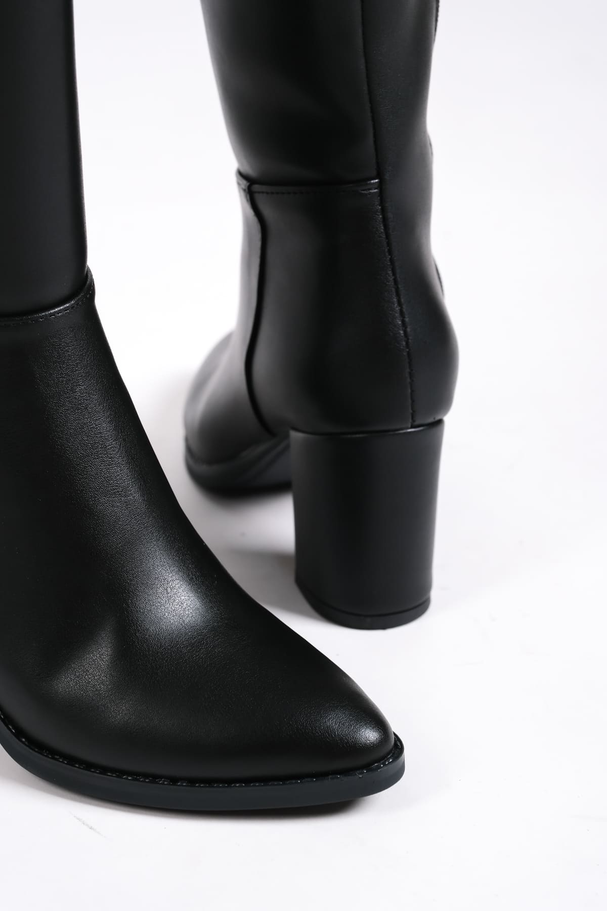 FIORELLA Laceless Zippered Orthopedic Women's Boots - Black 