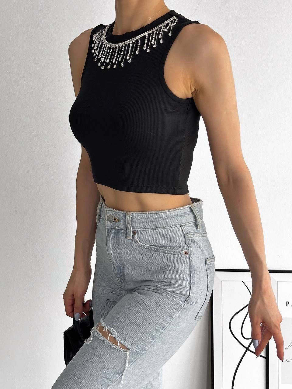 Ribbed Camisole with Chain Collar Undershirt Black