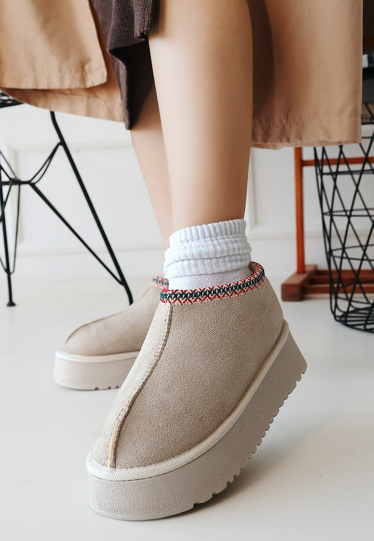 Foyk Beige Suede Ug Style Boots