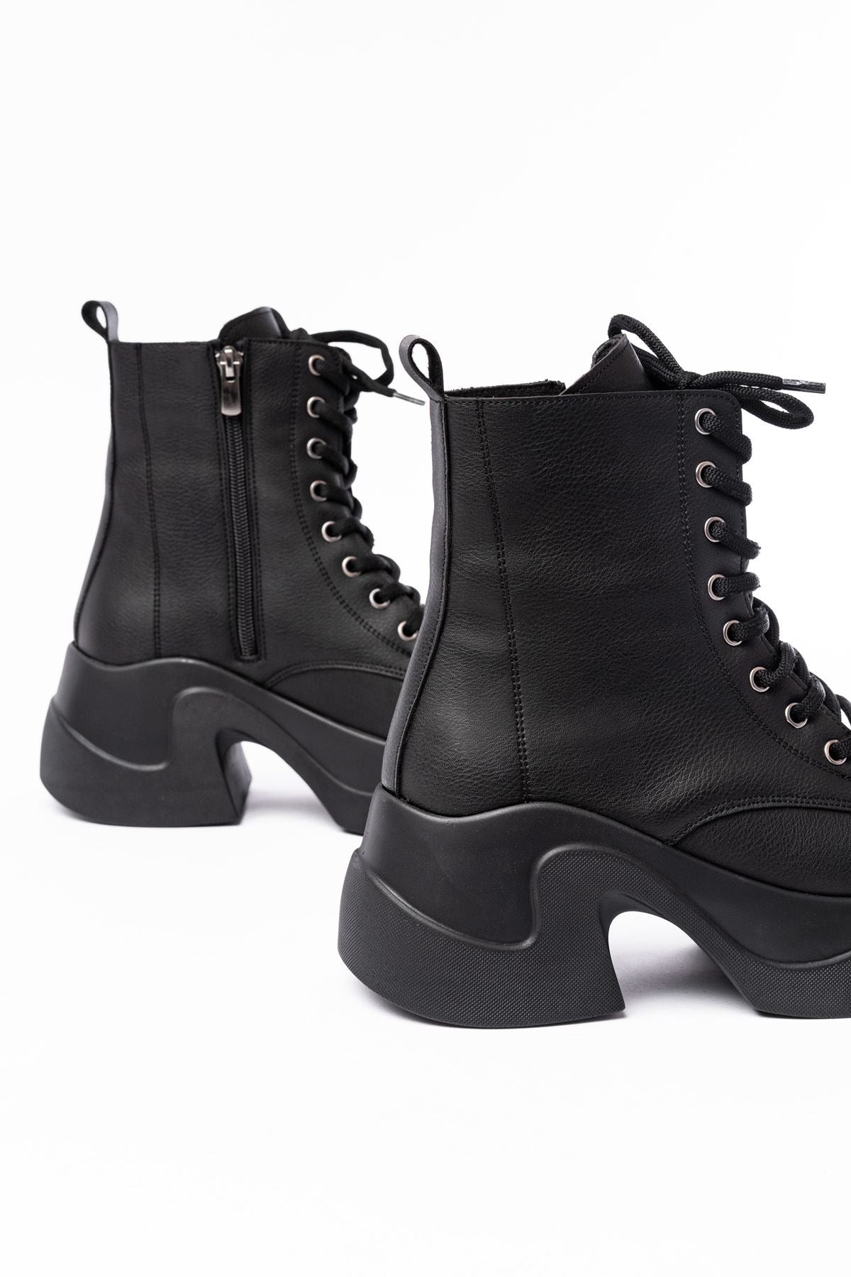 ZRİN-2550 Siyah Kalın Tabanlı Bağcıklı Fermuarlı Kışlık Premium Kadın Bot