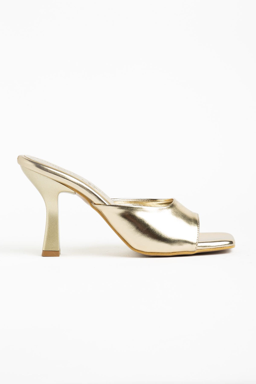 ZRİN-687 Exclusive Gold Rugan Tek Bant Kare Topuklu Terlik 9 cm