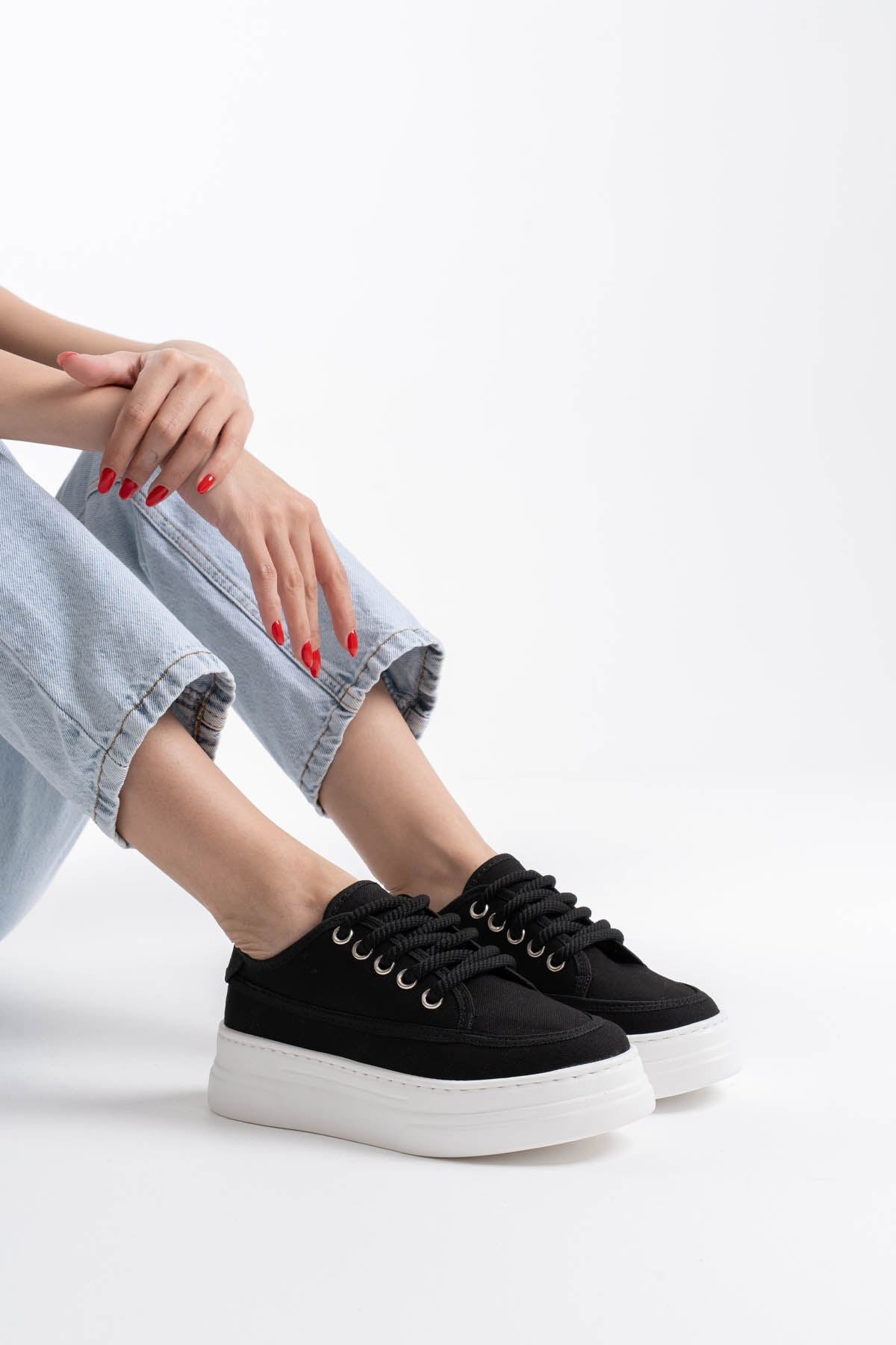 Glown Premium Black Linen Women's Sneakers