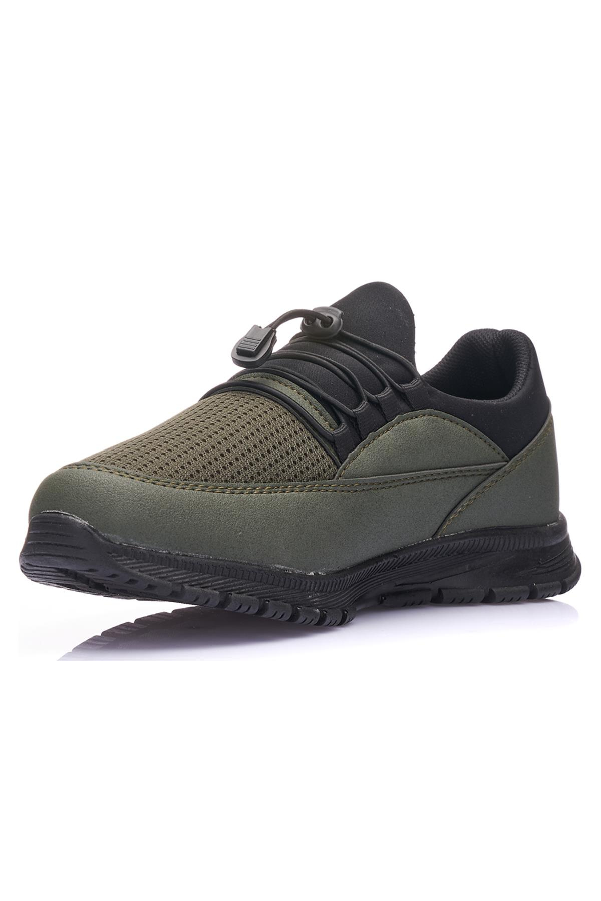 Class Casual Comfortable Laceless Men's Sports and Walking Shoes Khaki