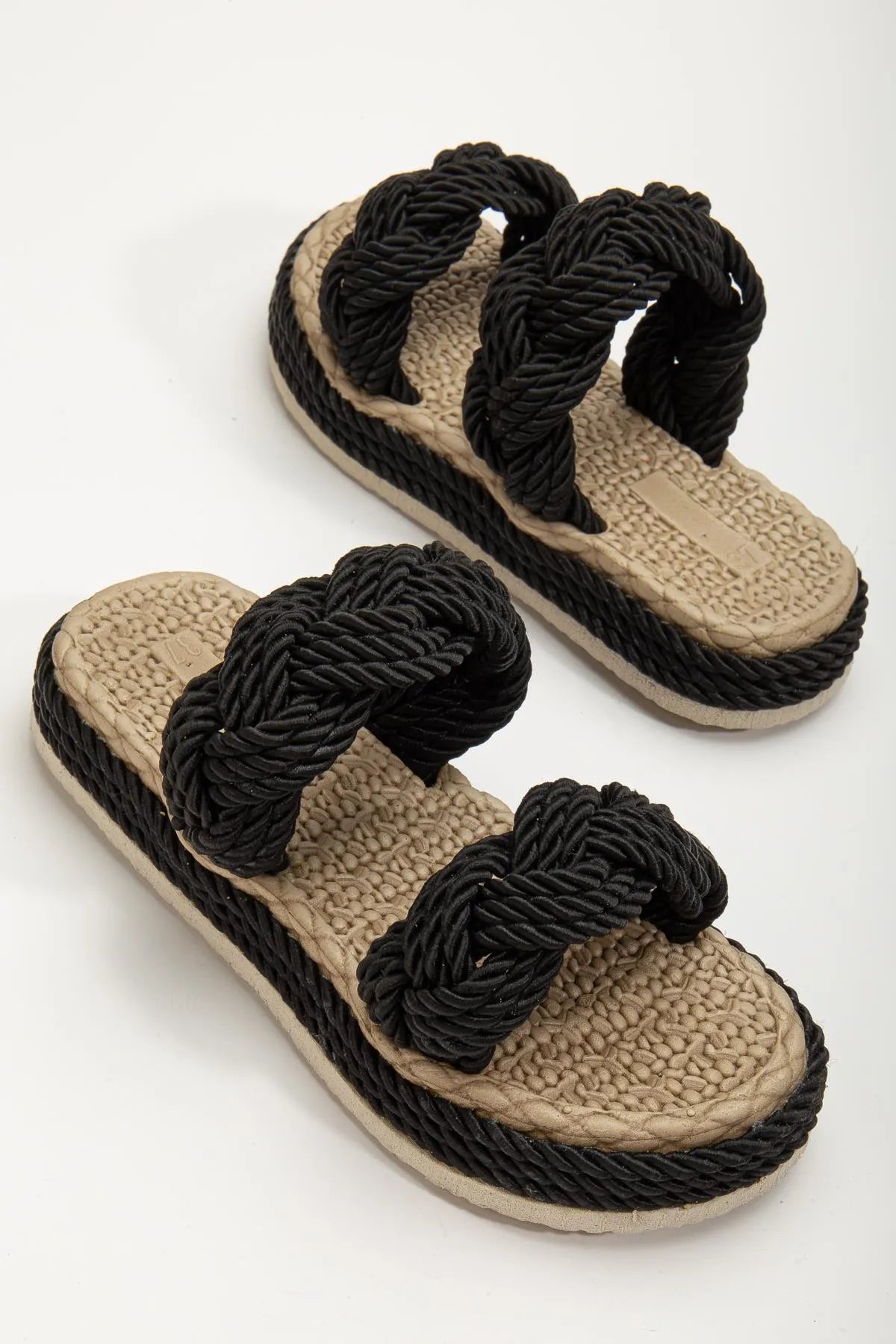 Black Straw Twist Detailed Summer Rope Slippers 