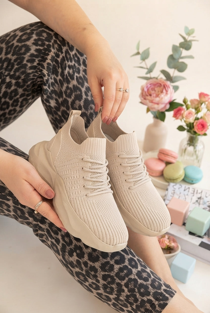 Henta Premium Beige Knit Lace-Up Sneakers