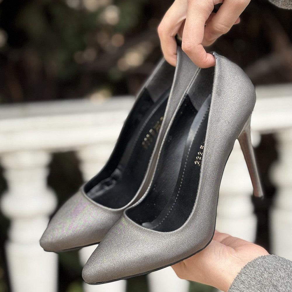 Hillar Sivri Burun Platin Saten Stiletto Ayakkabı