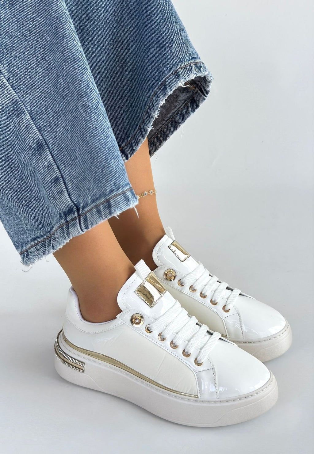 Hley Premium  Beyaz Rugan Paraşüt Detaylı Bağcıklı Spor Ayakkabı