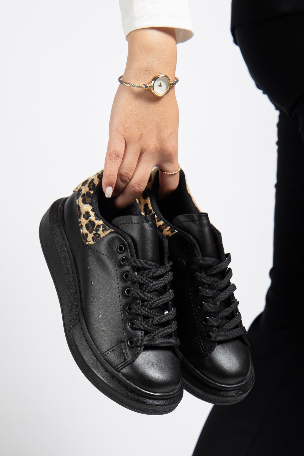 SPECTRA-01 Günlük Bağcıklı Ortopedik Kadın Sneaker Siyah Leopar
