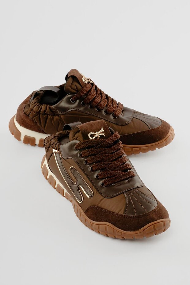 Zephy Premium Arkası Lastikli Kahverengi Nubuk Paraşüt Bağcıklı Kadın Sneaker