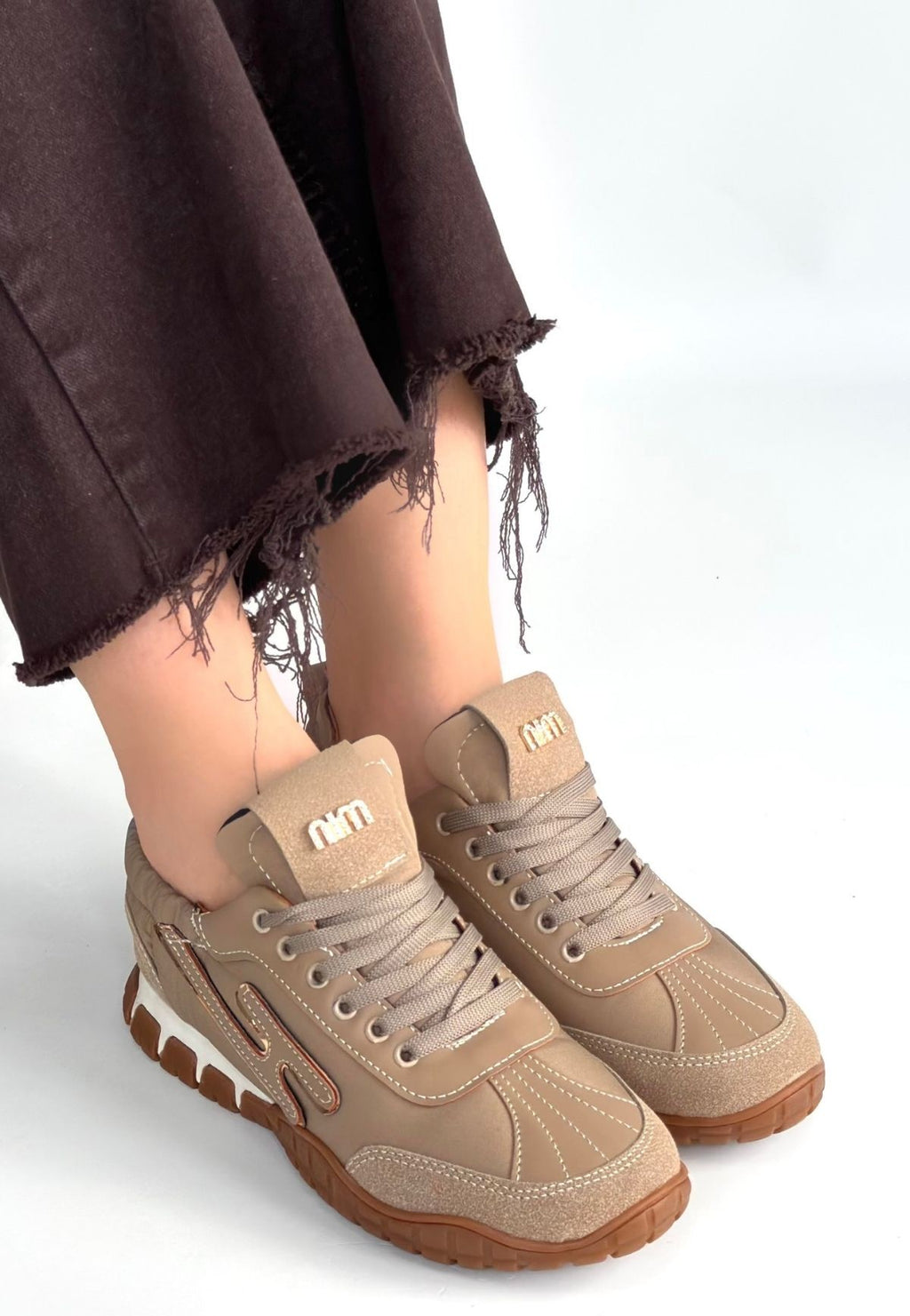 Zephy Premium Arkası Lastikli Vizon Nubuk Paraşüt Bağcıklı Kadın Sneaker