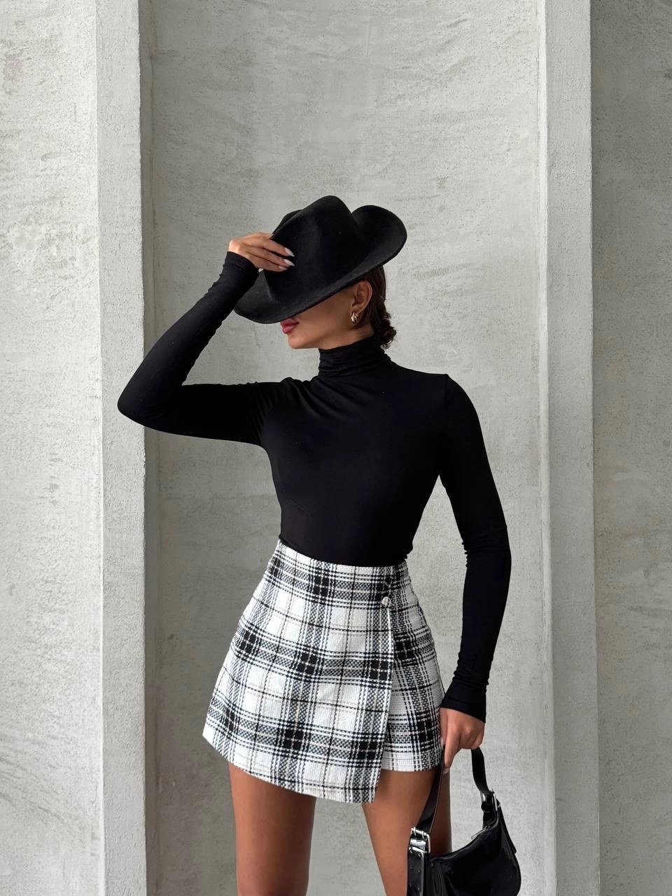 İki Düğmeli Şort Ch Kumaş Etek Ekoseli Siyah Beyaz
