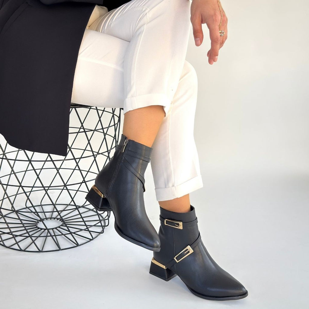 Tendy Premium Siyah Fermuarlı Topuklu Bot