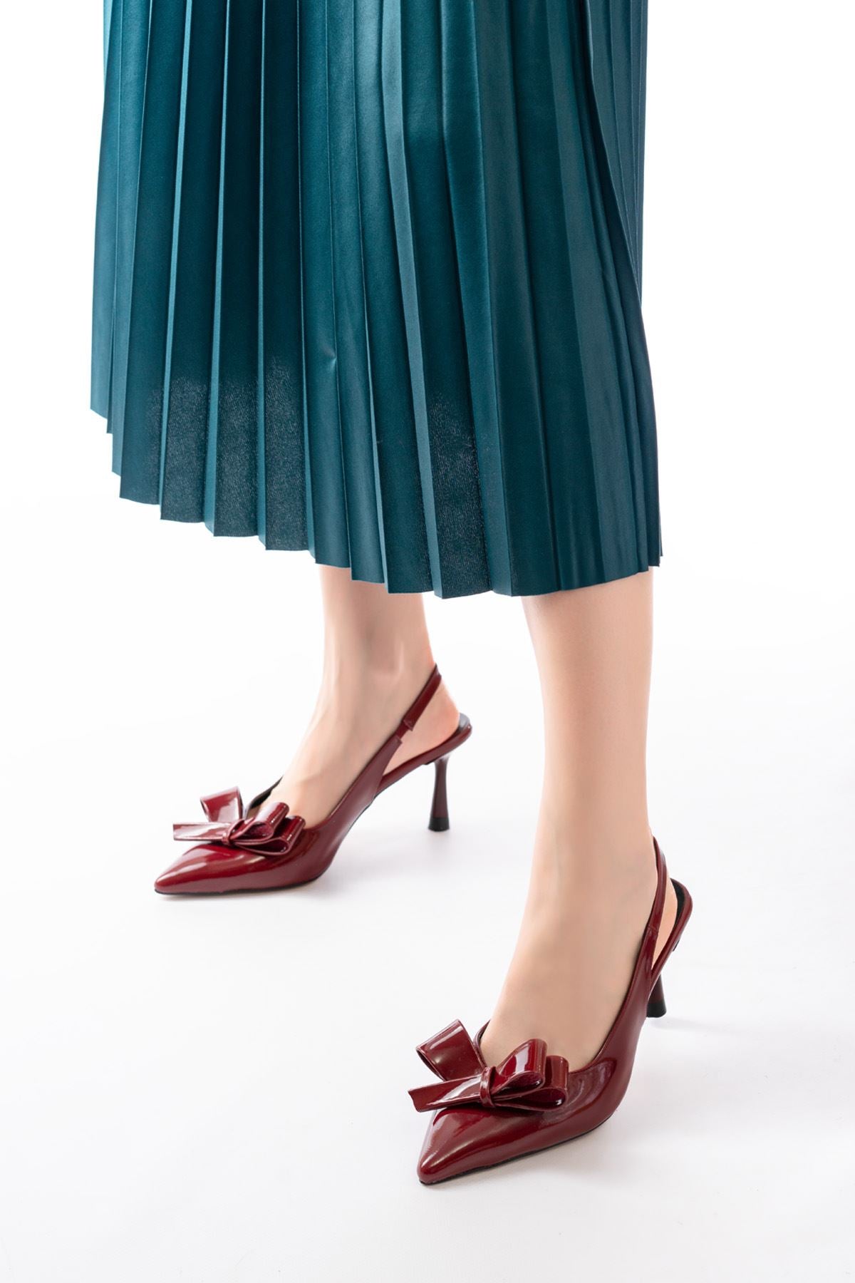 ZRİN-4501 Burgundy Patent Leather Open Back Bow Kitten Heel Shoes 9 CM