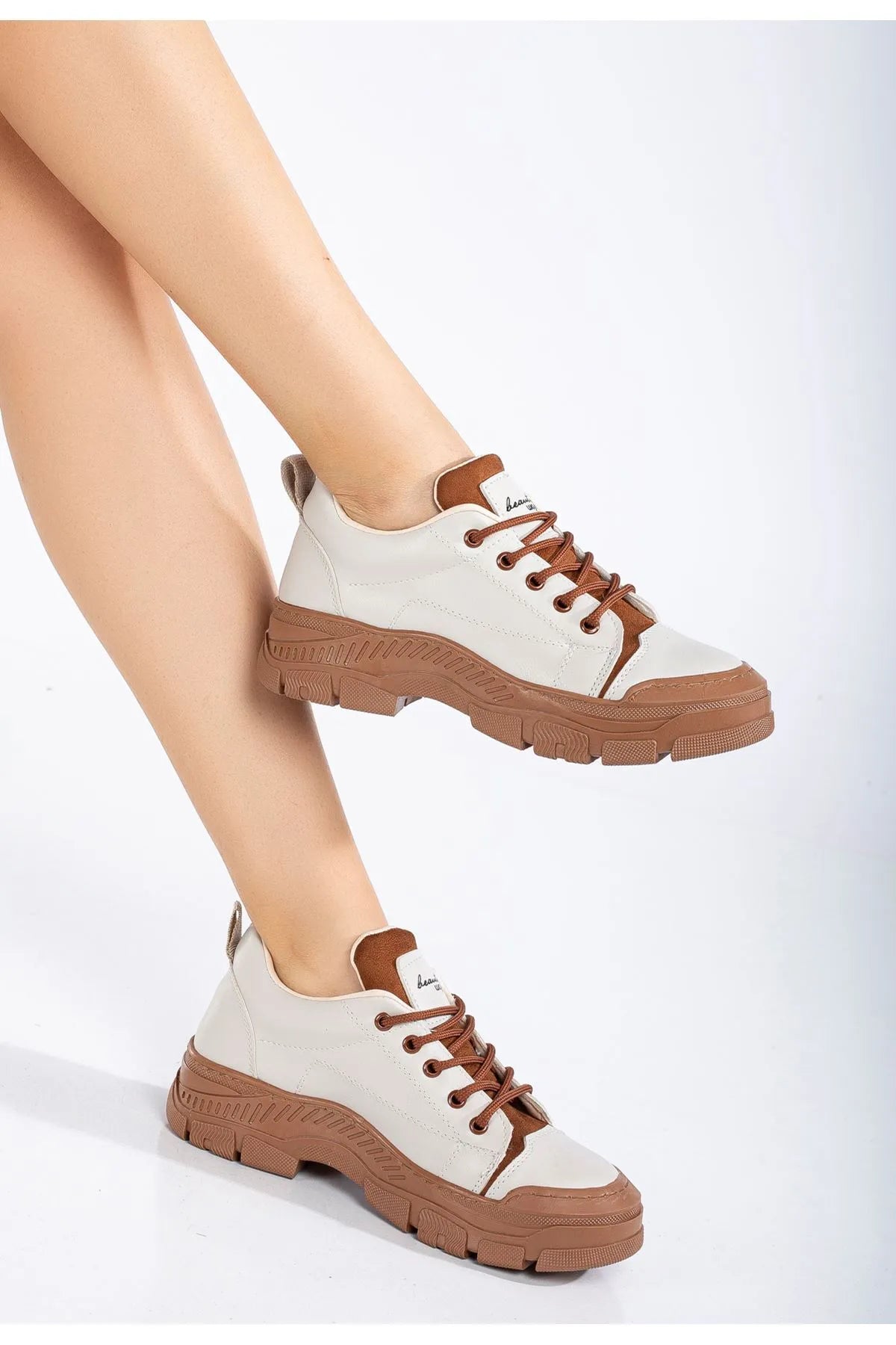 JANE Lace-Up Orthopedic Women's Sneakers - Cream Tan