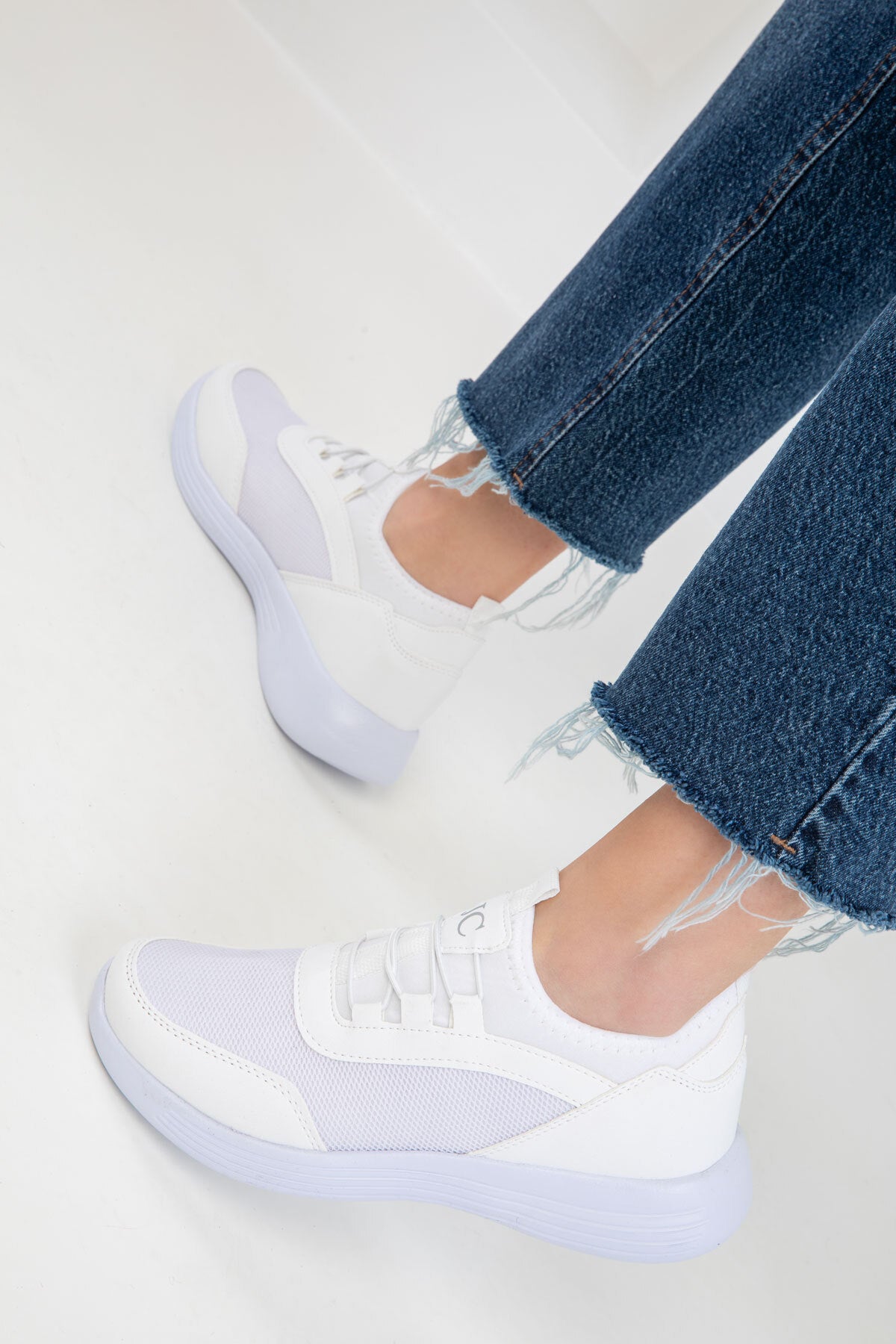 JC30005 - Bağcıksız Rahat Ortopedik Triko Günlük Kadın Sneaker Beyaz