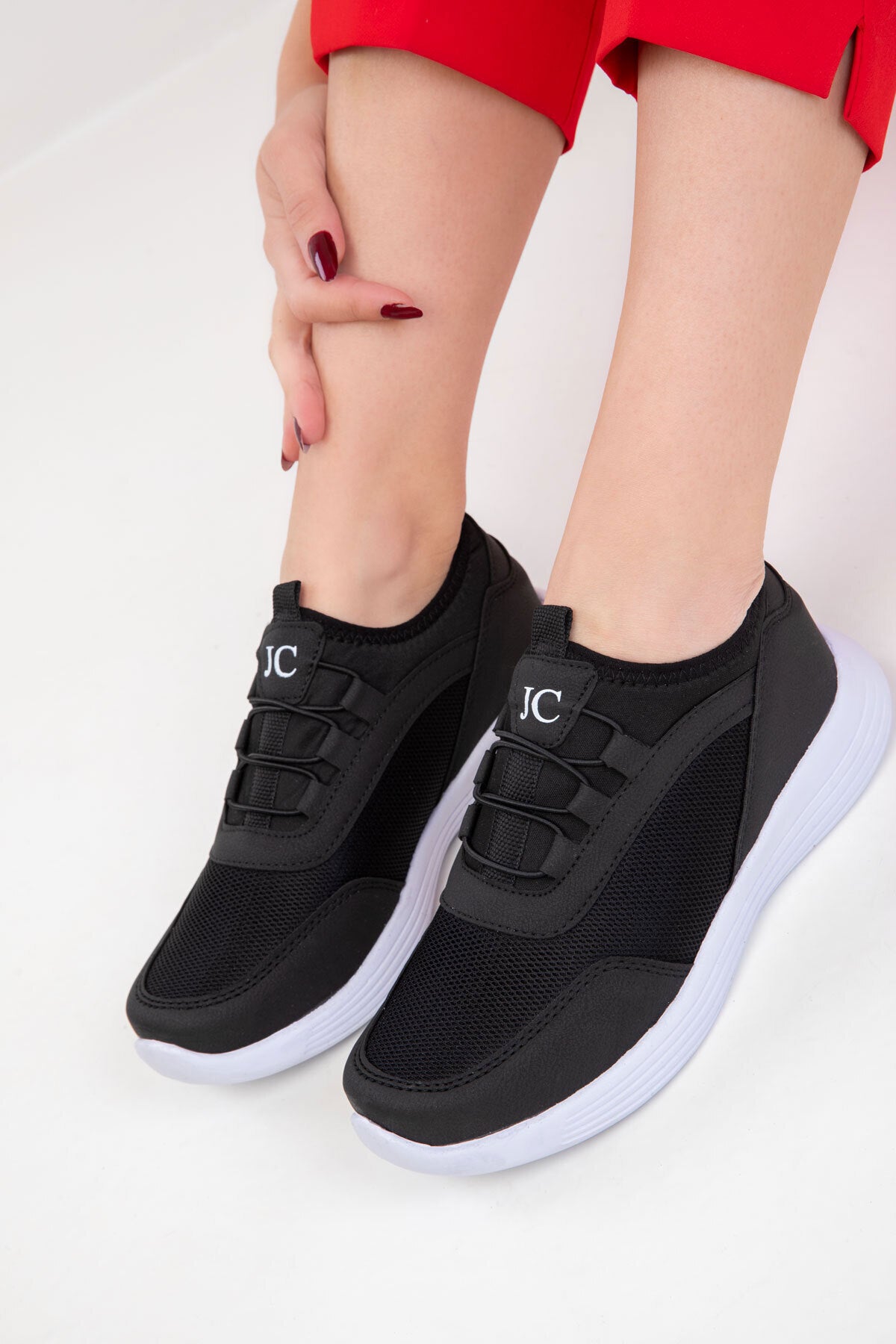 JC30005 - Bağcıksız Rahat Ortopedik Triko Günlük Kadın Sneaker Siyah Beyaz