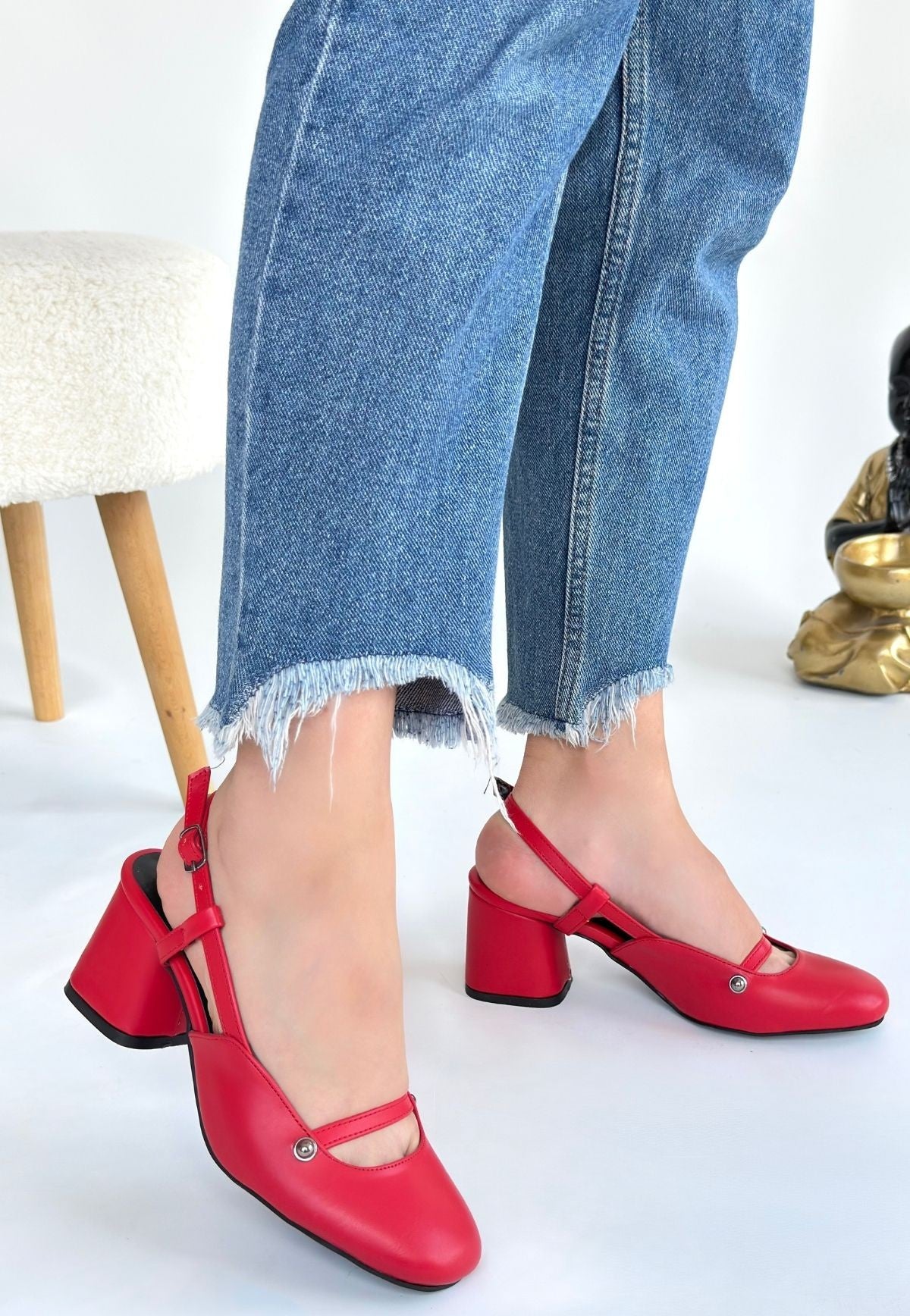 Jecci Red High Heels