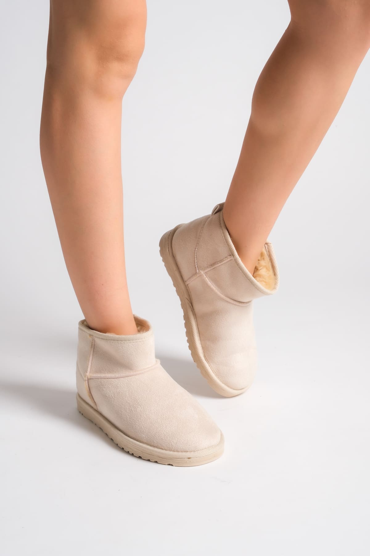 SEOUL Laceless Fur Lined Ug Model Short Suede Women's Boots - Cream