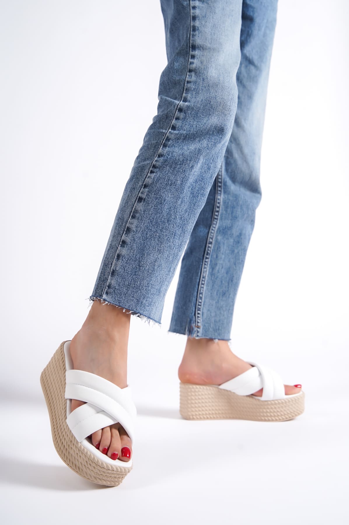 JOYMIXE Wedge Heeled Orthopedic Straw Women's Slippers - White