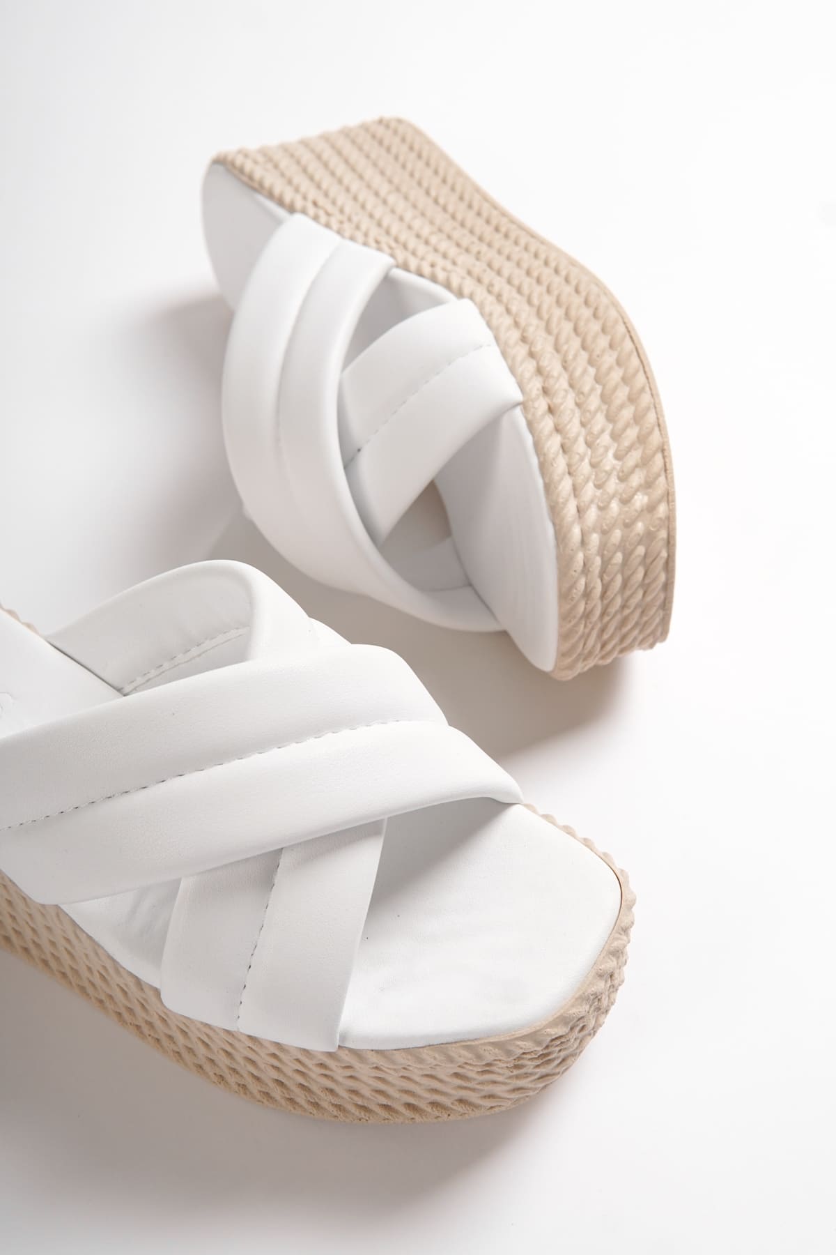 JOYMIXE Wedge Heeled Orthopedic Straw Women's Slippers - White