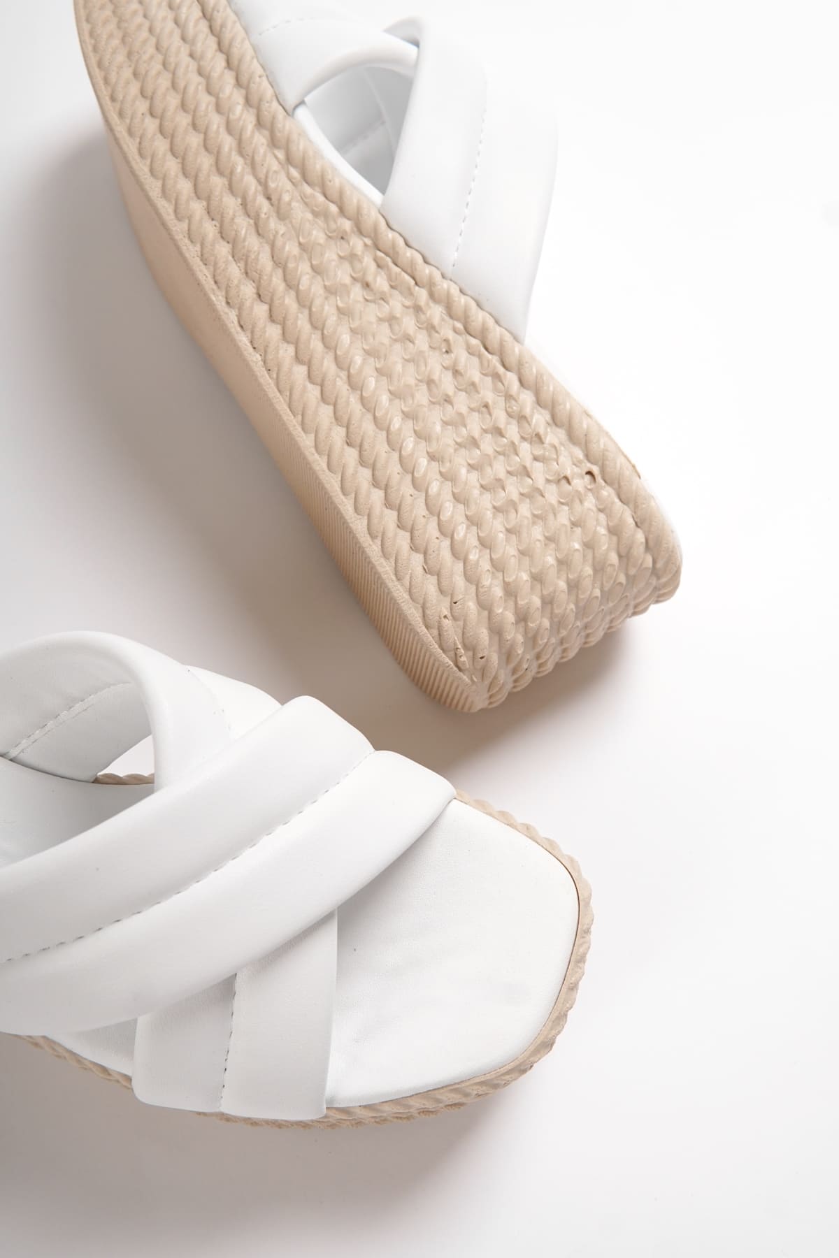 JOYMIXE Wedge Heeled Orthopedic Straw Women's Slippers - White