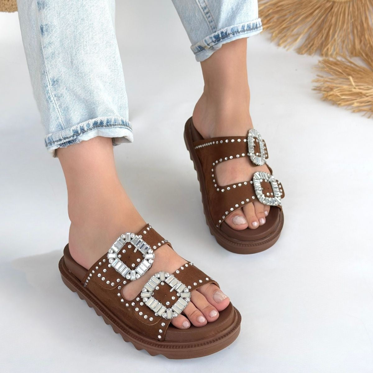 Juana Taba Nubuck Stoned Slippers