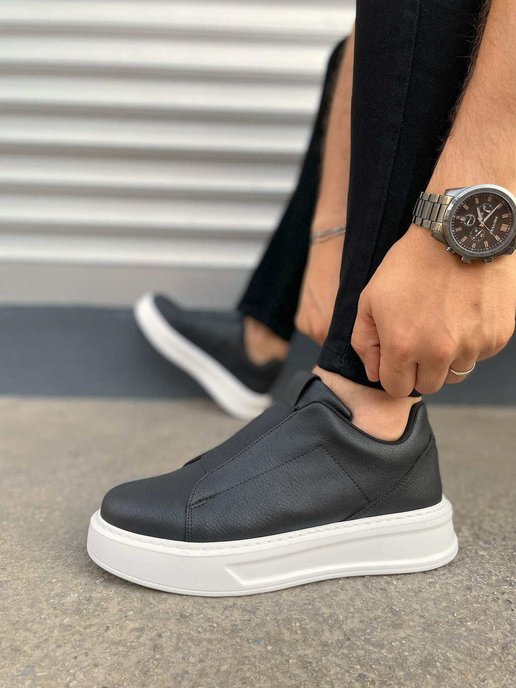 JY007 Alba Elastic Casual Men's Sneaker - Black White