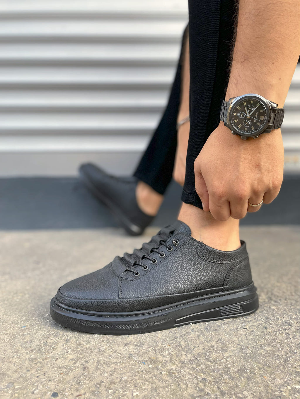 JY0535 Prime Lace-Up Men's Sneakers - Black