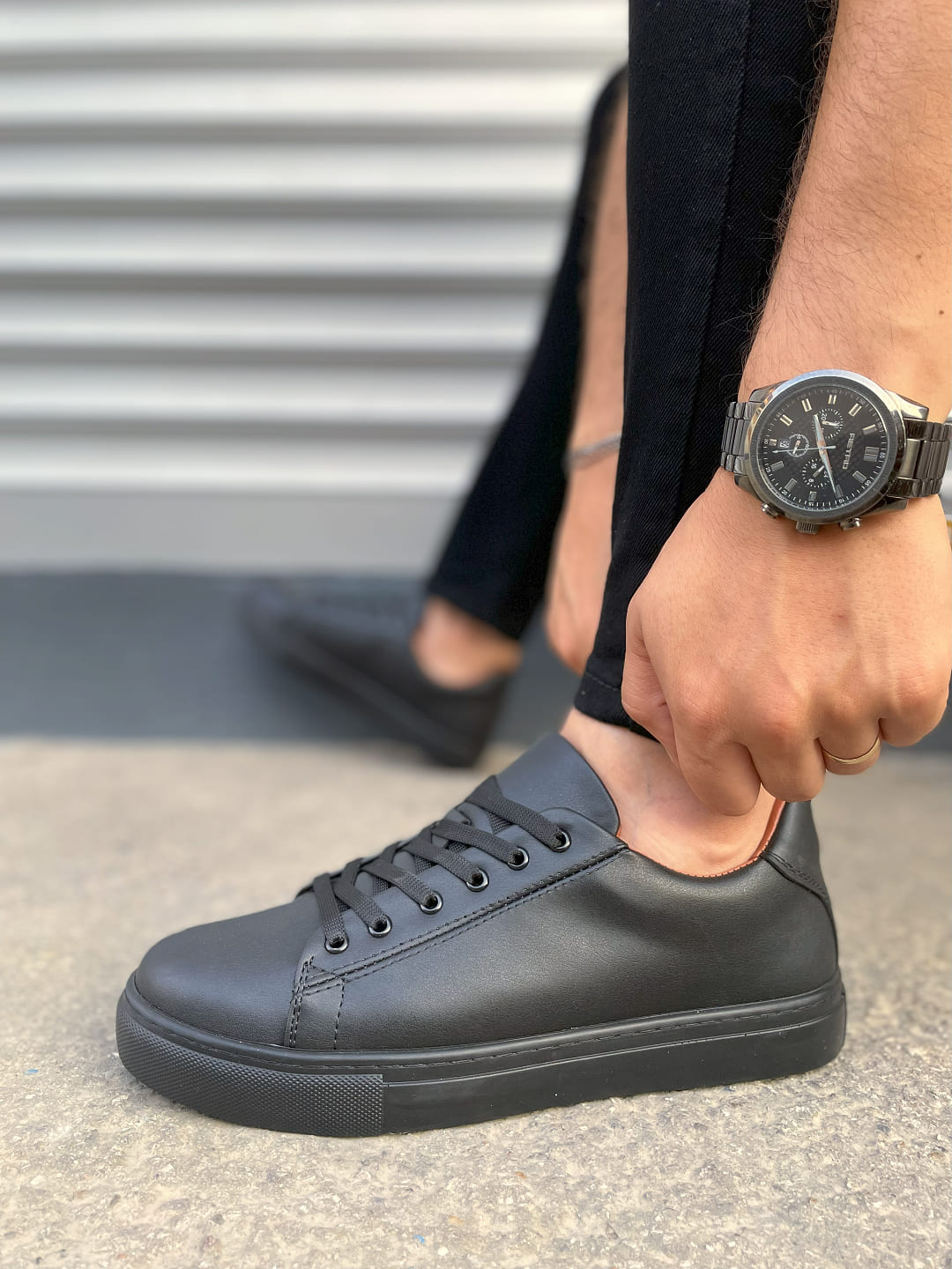 JY122 Mode Lace-Up Casual Men's Sneaker - Black