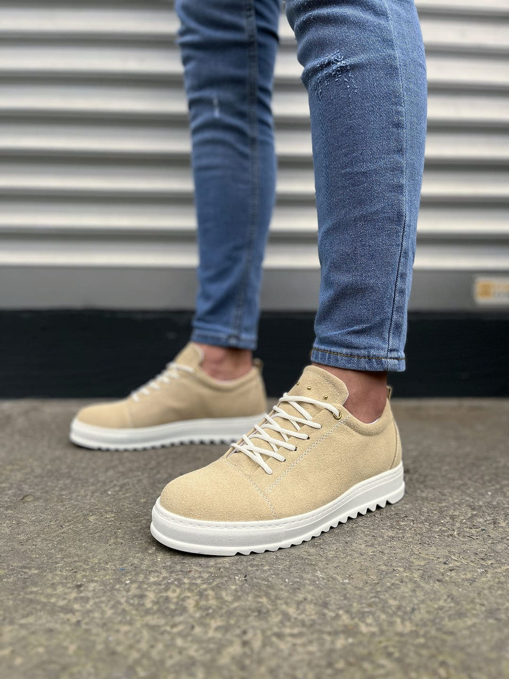 ZRJ152S High-Quality Lace-Up Men's Casual Sports Shoes - Suede Cream