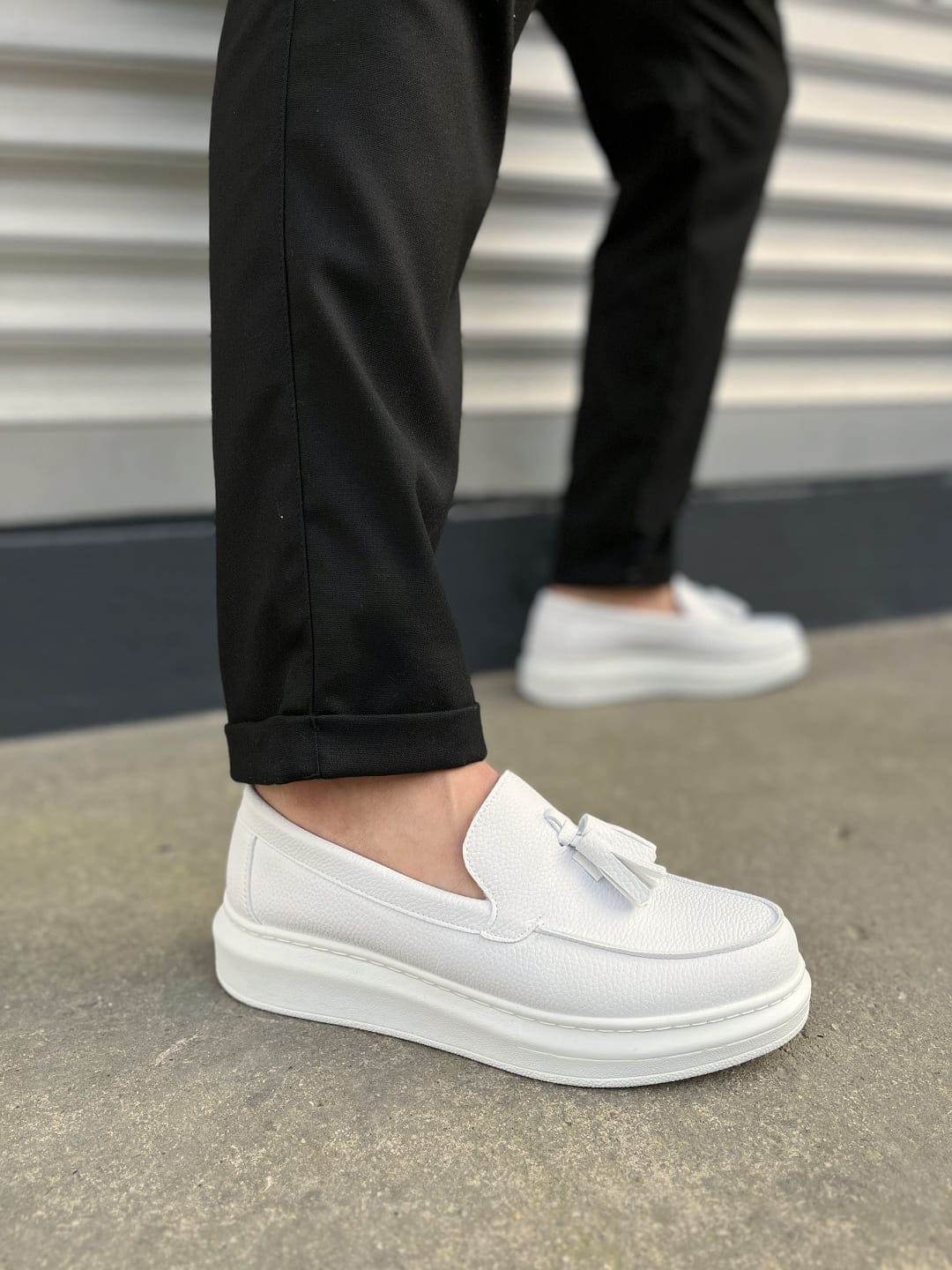 JY154 Blaze Laceless Tasseled Men's Casual Classic Shoes - Vegan Leather White