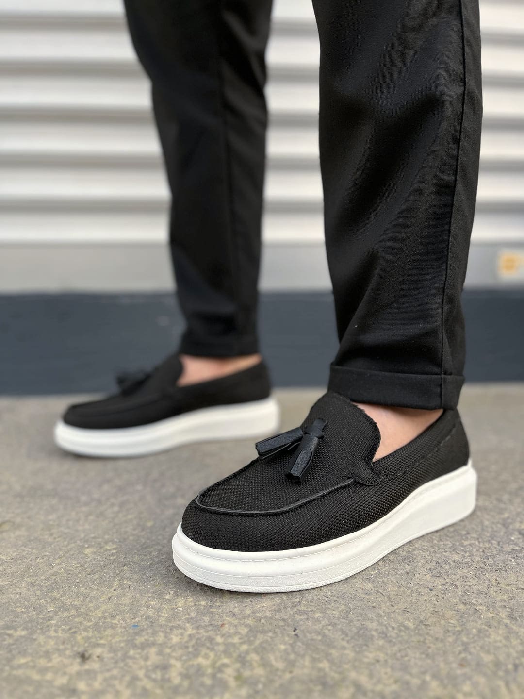JY154 Blaze Laceless Tasseled Men's Casual Classic Shoes - Linen Black White