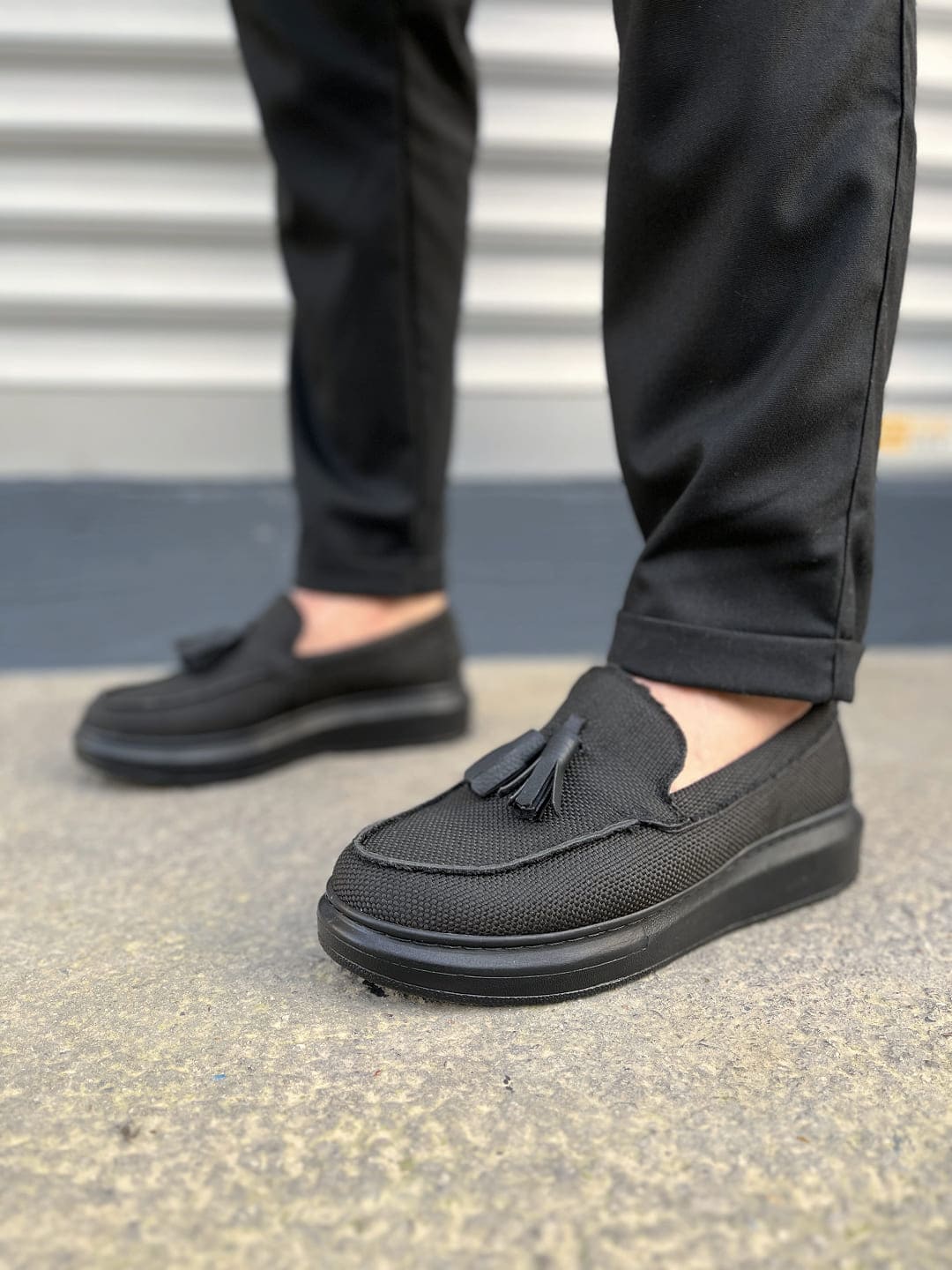 JY154 Blaze Laceless Tasseled Men's Casual Classic Shoes - Linen Black
