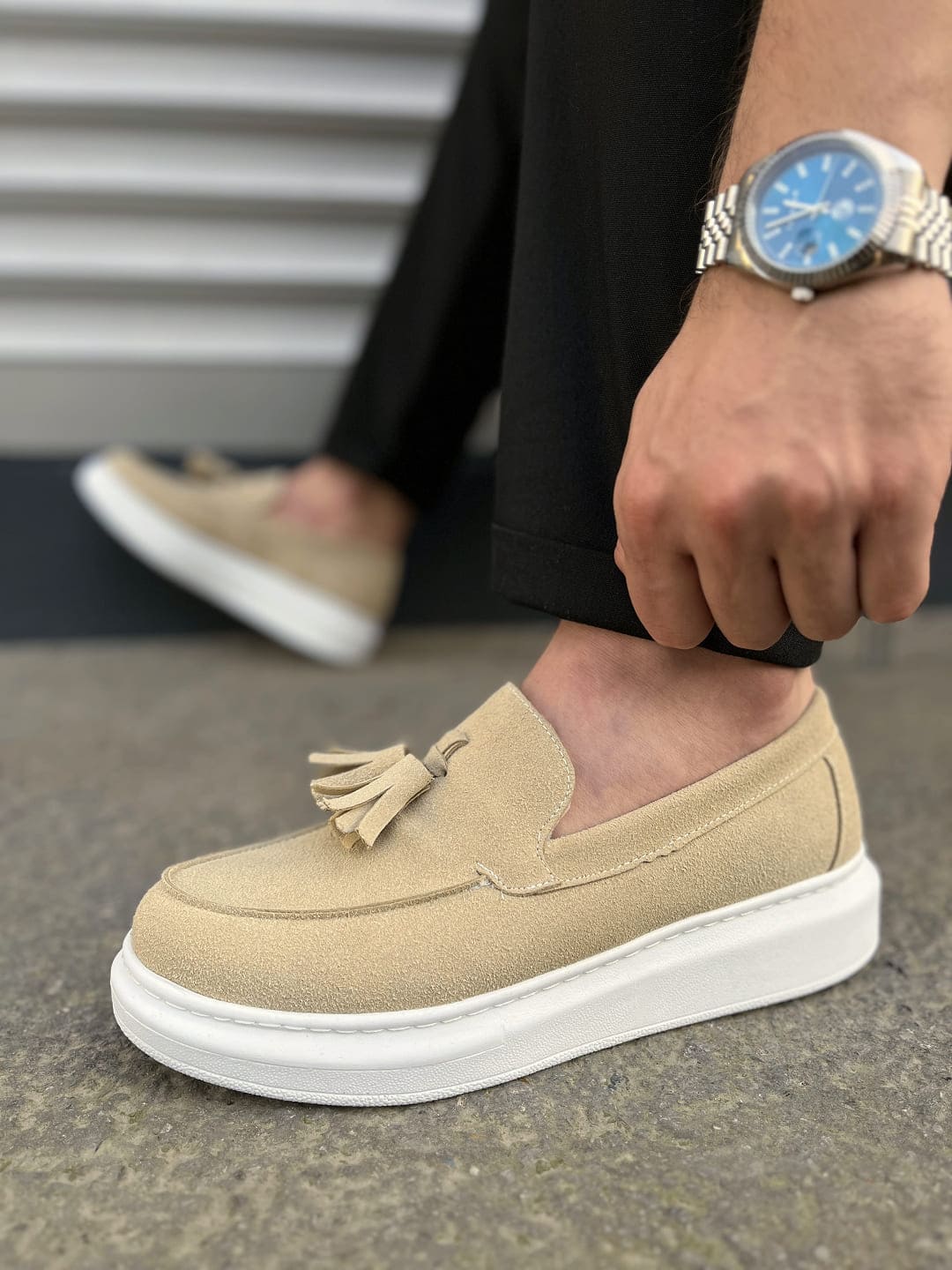 JY154 Blaze Laceless Tasseled Men's Casual Classic Shoes - Suede Cream
