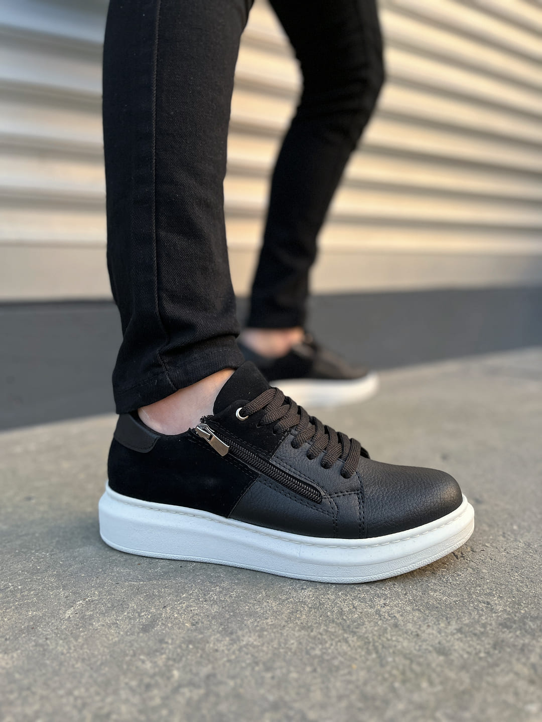 JY155 Warrior Bağcıklı ve Fermuarlı Erkek Günlük Casual Sneaker Ayakkabı - Süet Siyah Beyaz