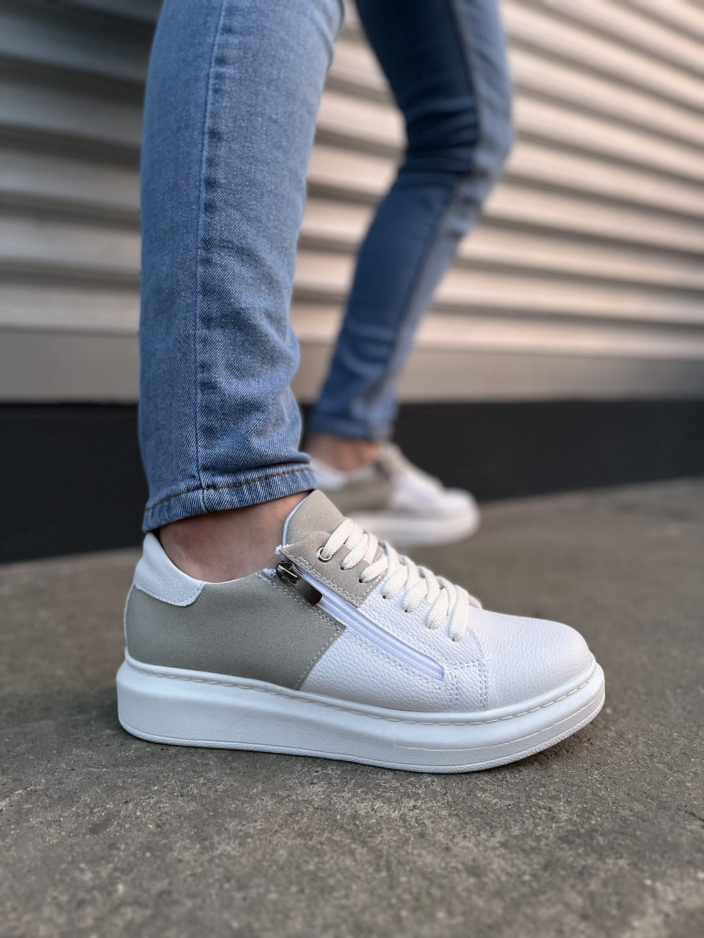 JY155 Warrior Lace-up and Zippered Men's Casual Sneakers - Suede White Gray